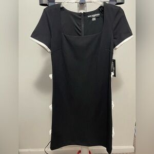 KARL LAGERFELD PARIS
Women's Bow Trim Scuba Crepe Sheath Dress Size 6 NWT